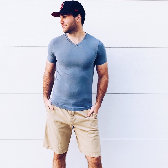 Express Other - Express Flex Stretch V-Neck Tee